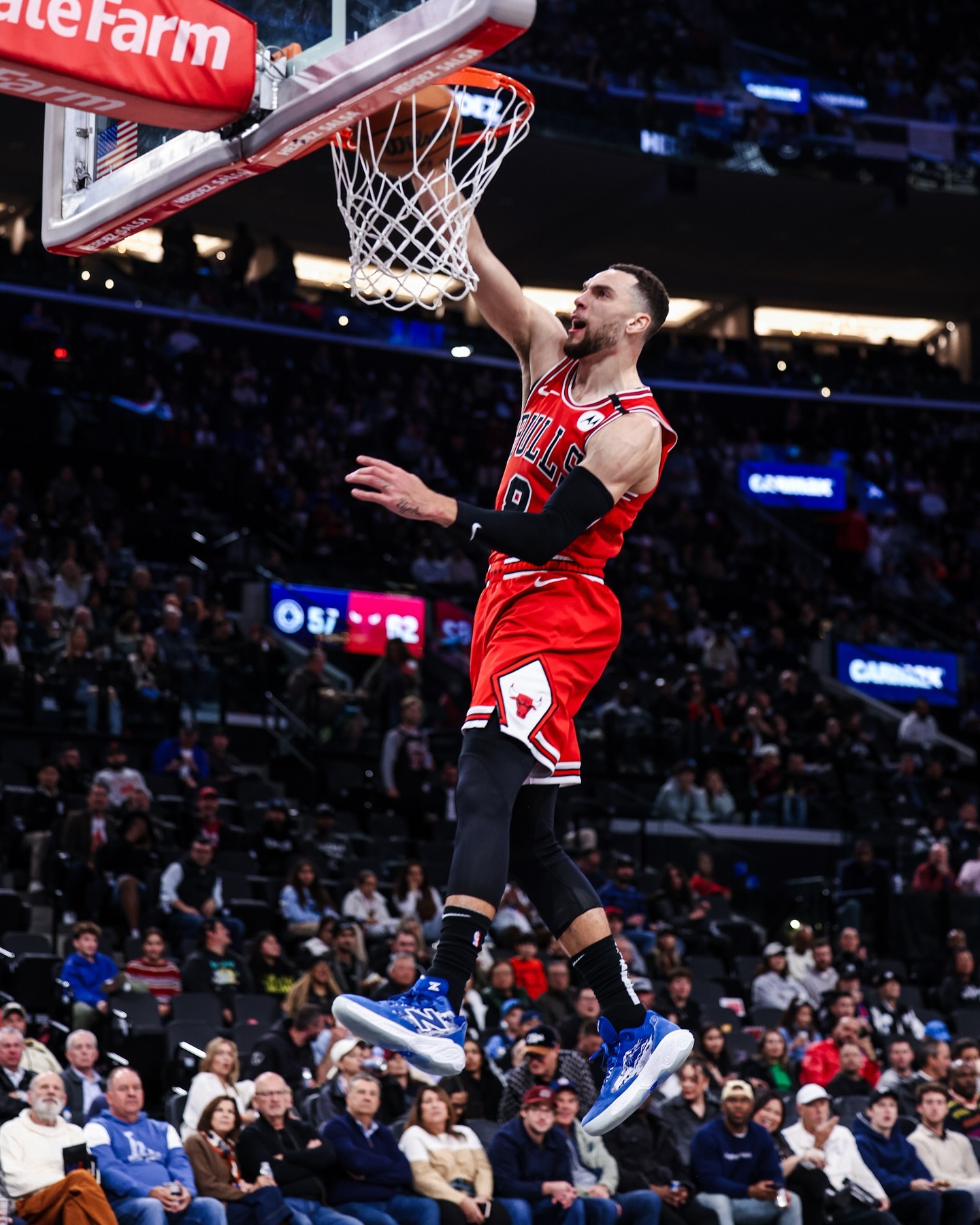 包含公牛翻盘快船，瓦兰丘纳斯打破历史纪录的词条