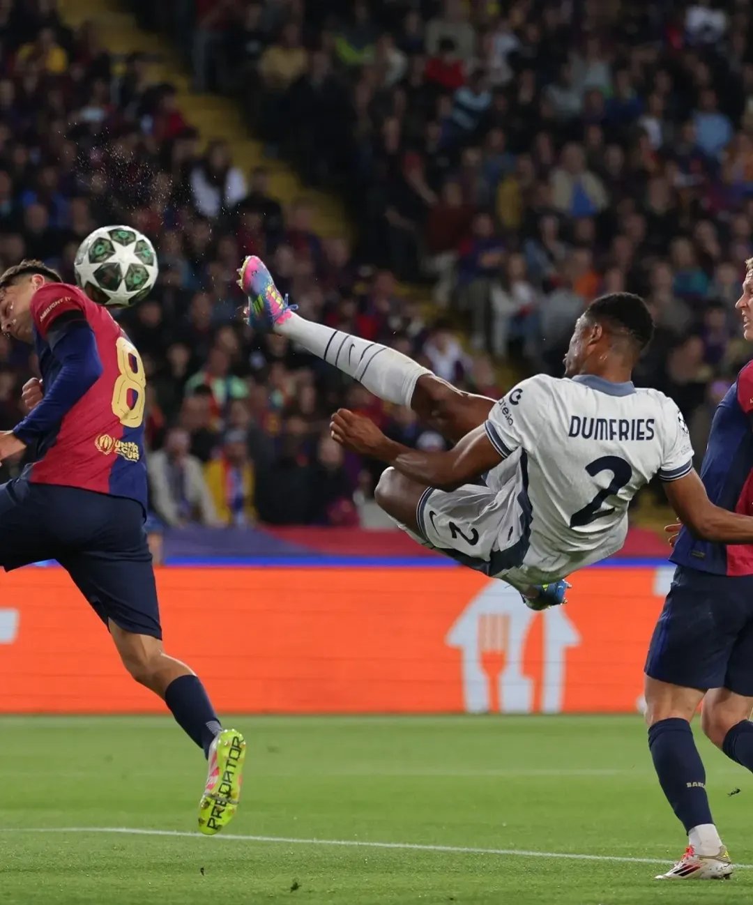 PG游戏APP-国际米兰横扫AC米兰，佩德里高光表现