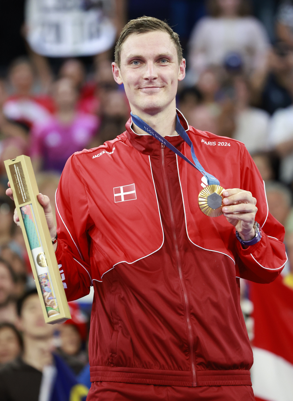 关于中国羽毛球队横扫马来西亚羽毛球队，安赛龙高光表现的信息