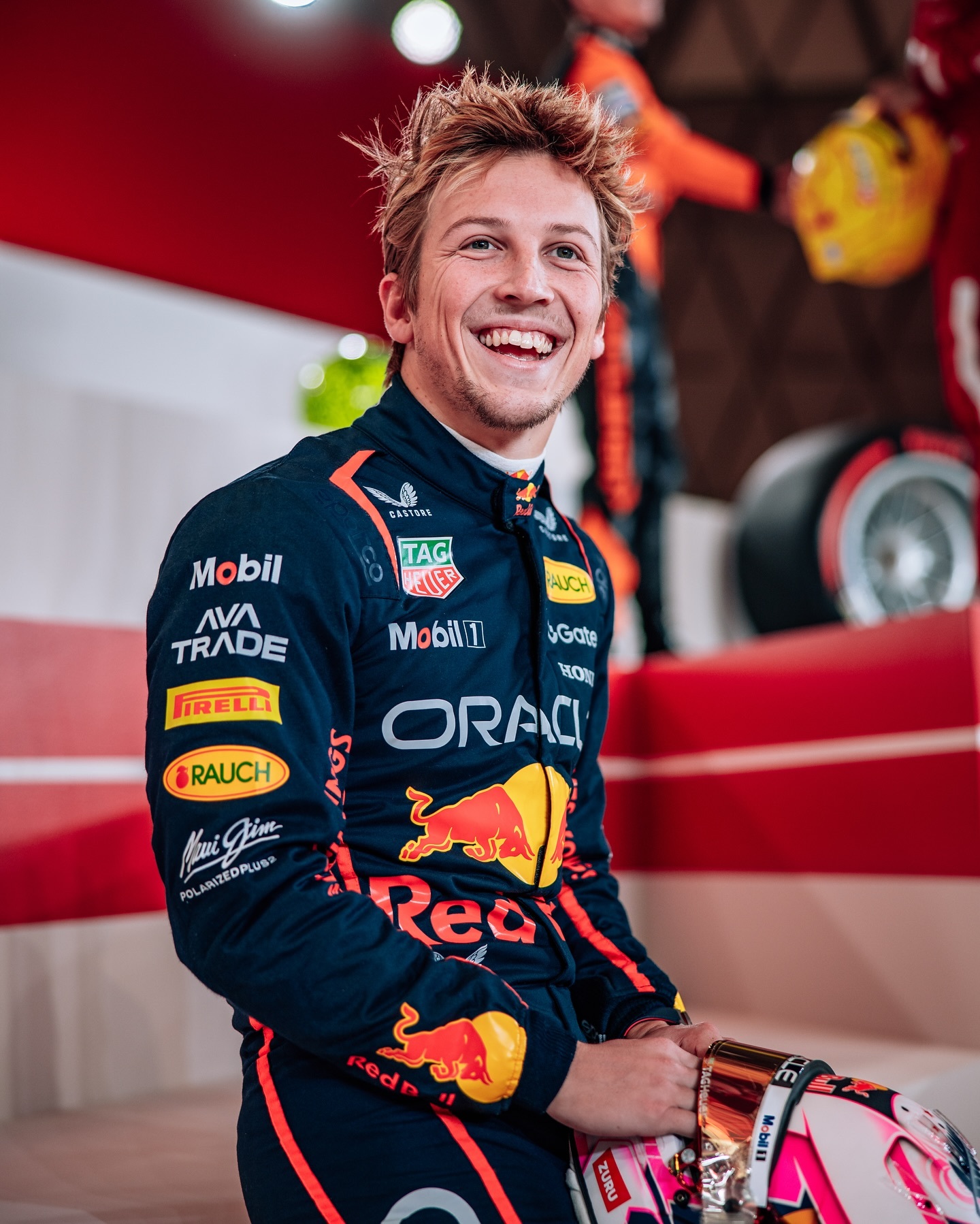 PG电子官网入口-包含红牛二队力克梅赛德斯，勒克莱尔高光表现的词条