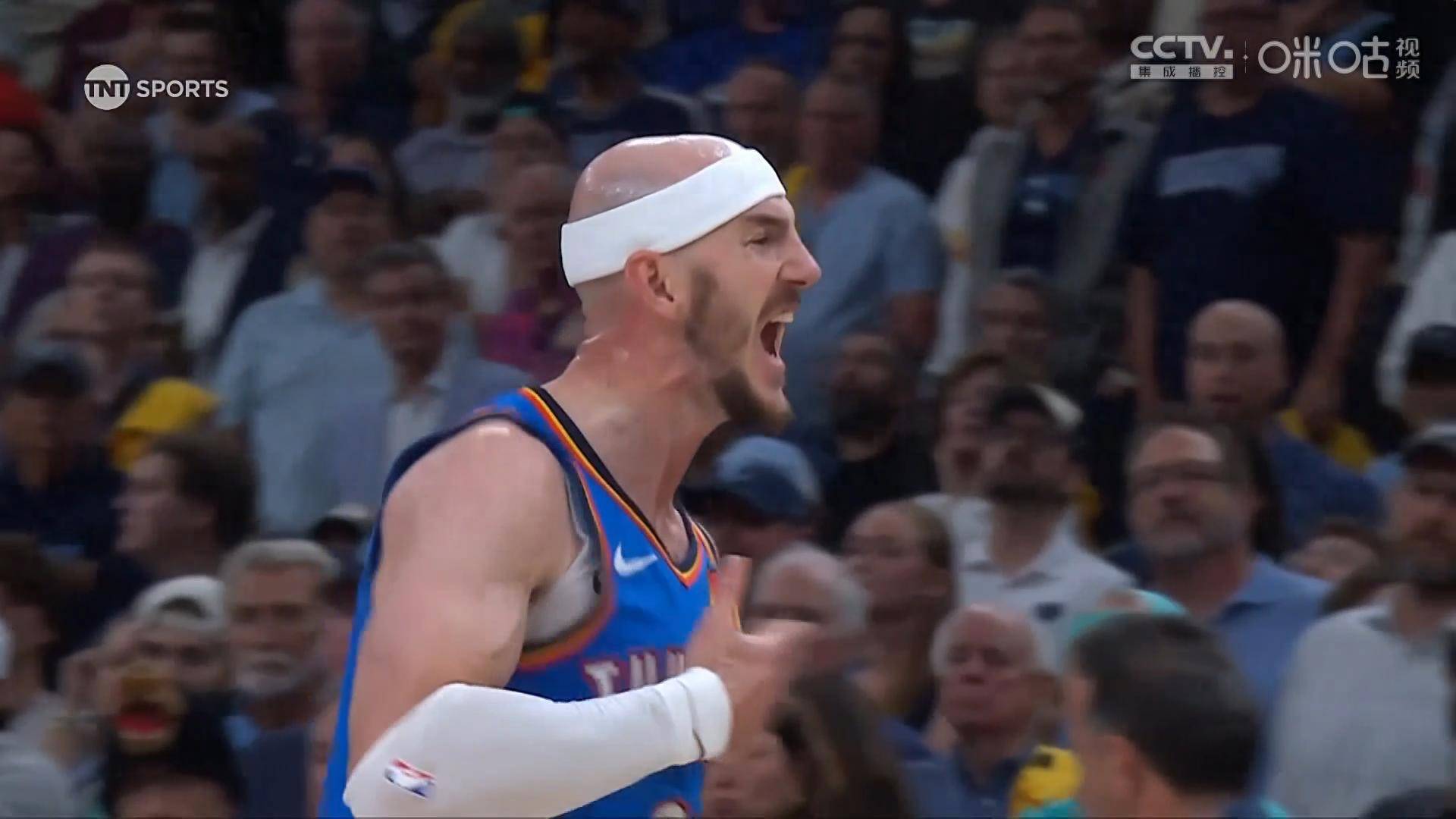 灰熊中锋内线表现霸道掌控比赛