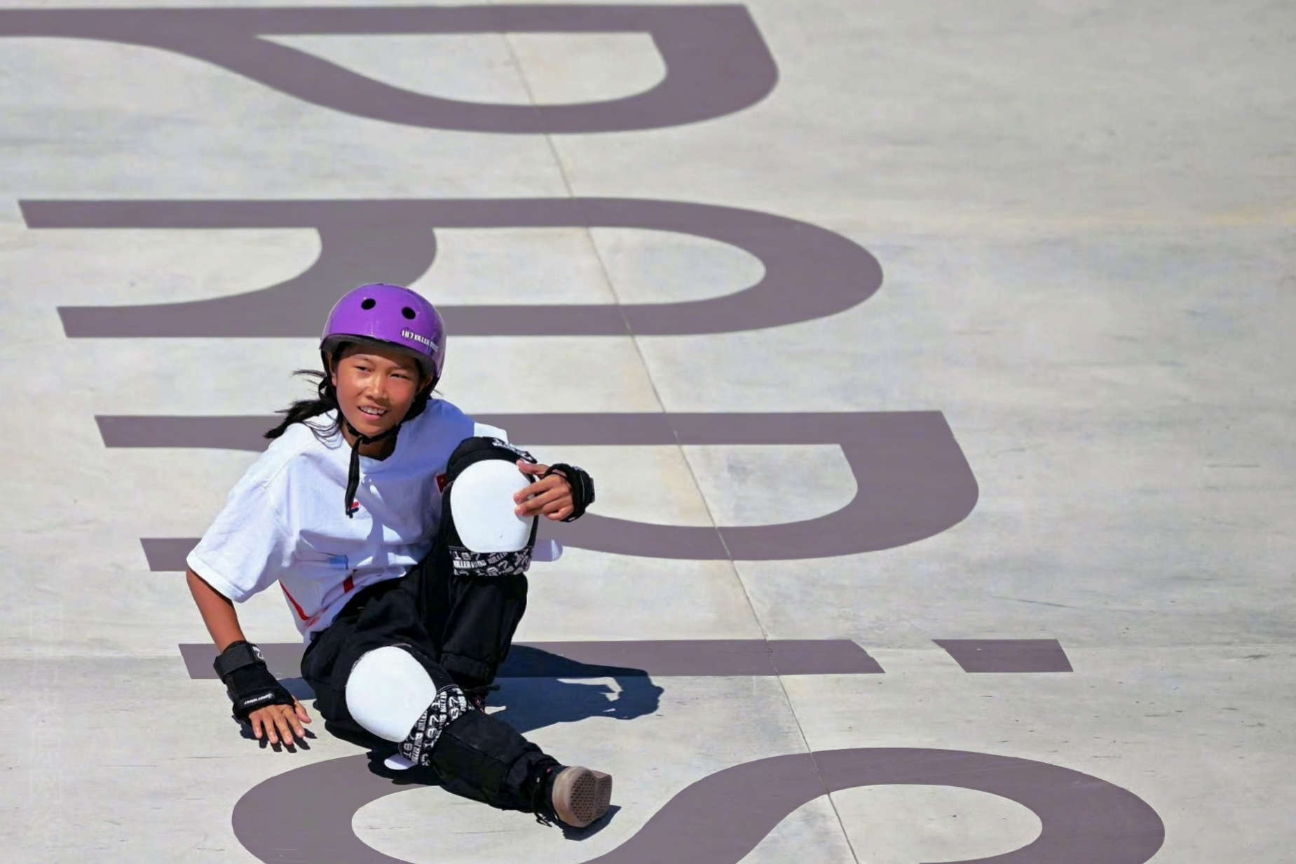奥地利女子滑板选手斩获金牌