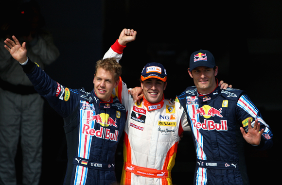 雷诺车队轻取红牛车队，阿隆索统治全场的简单介绍