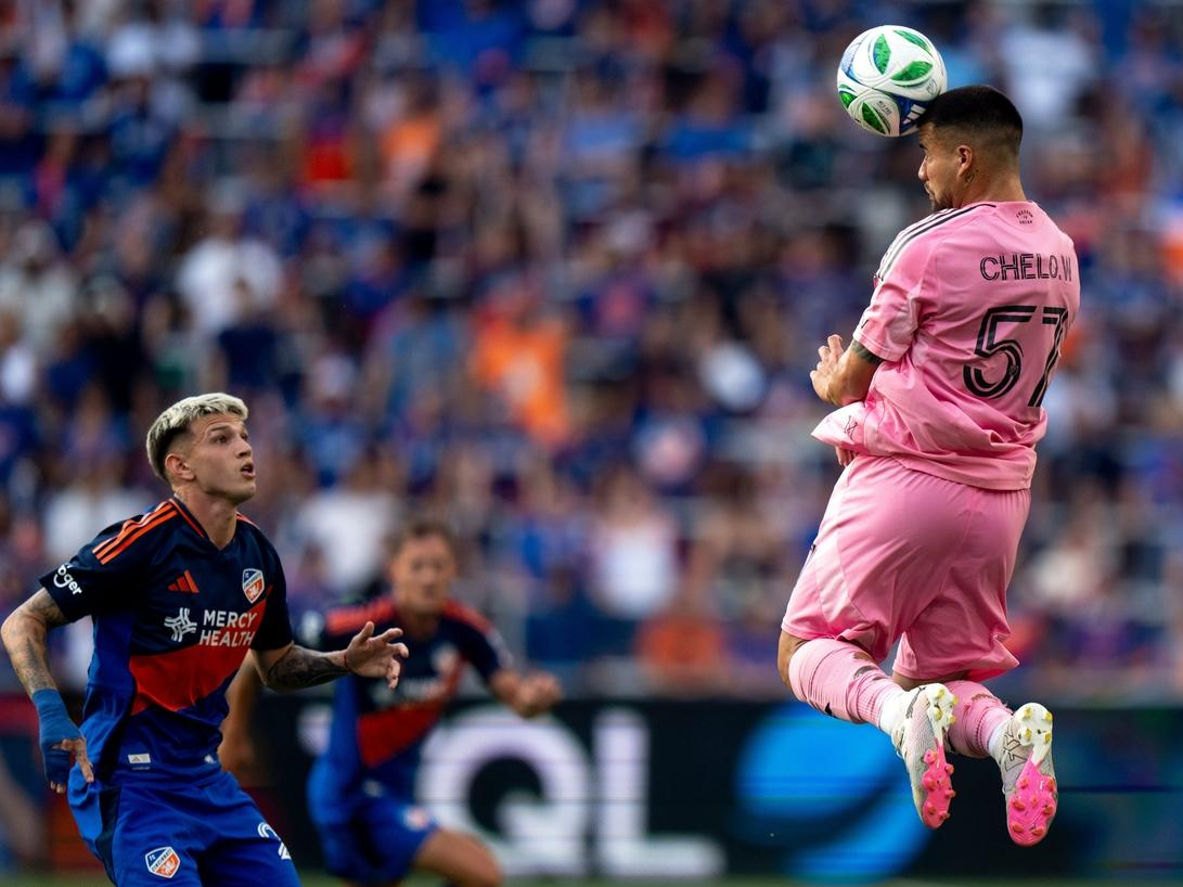 PG电子官网-命运赛颠簸，球队跌入降级区，迎战关键战的简单介绍