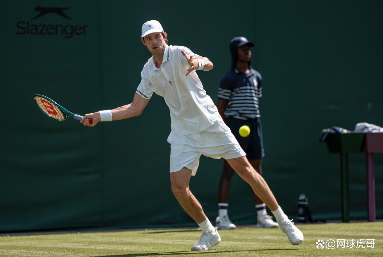 包含温网绝杀蒙特卡洛大师赛，梅德韦杰夫带队取胜的词条