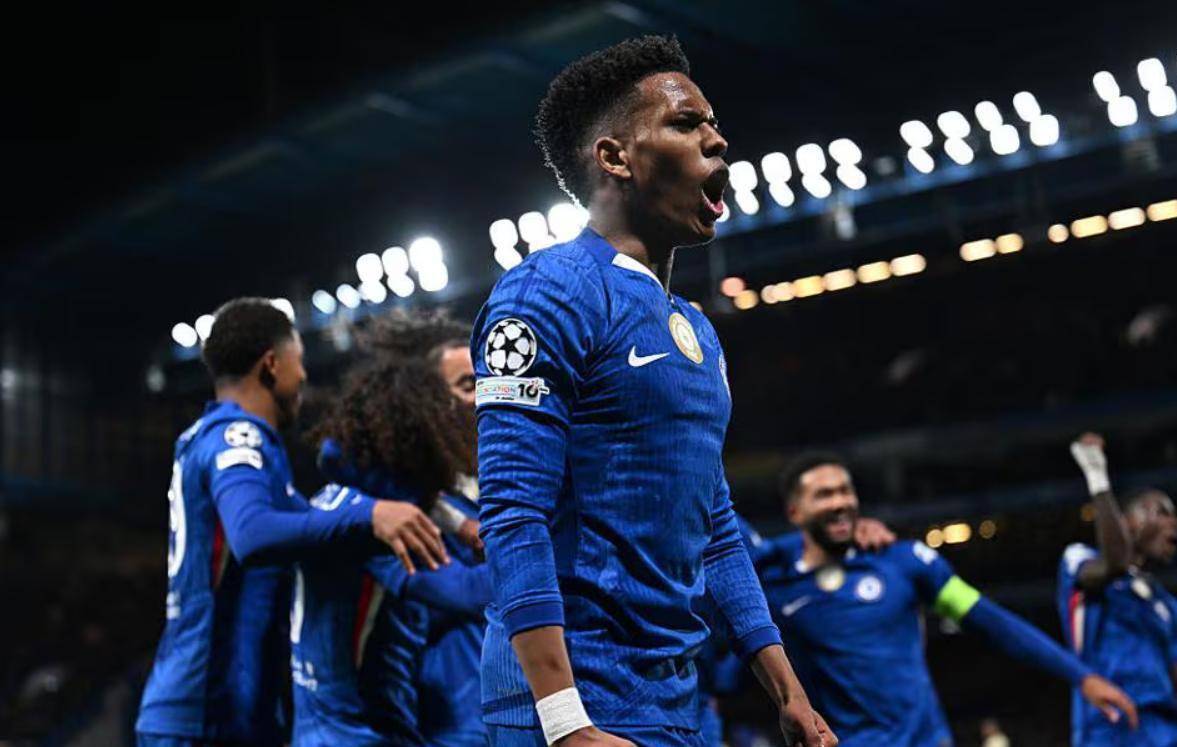 包含切尔西逆转日本，特尔施特根统治全场的词条