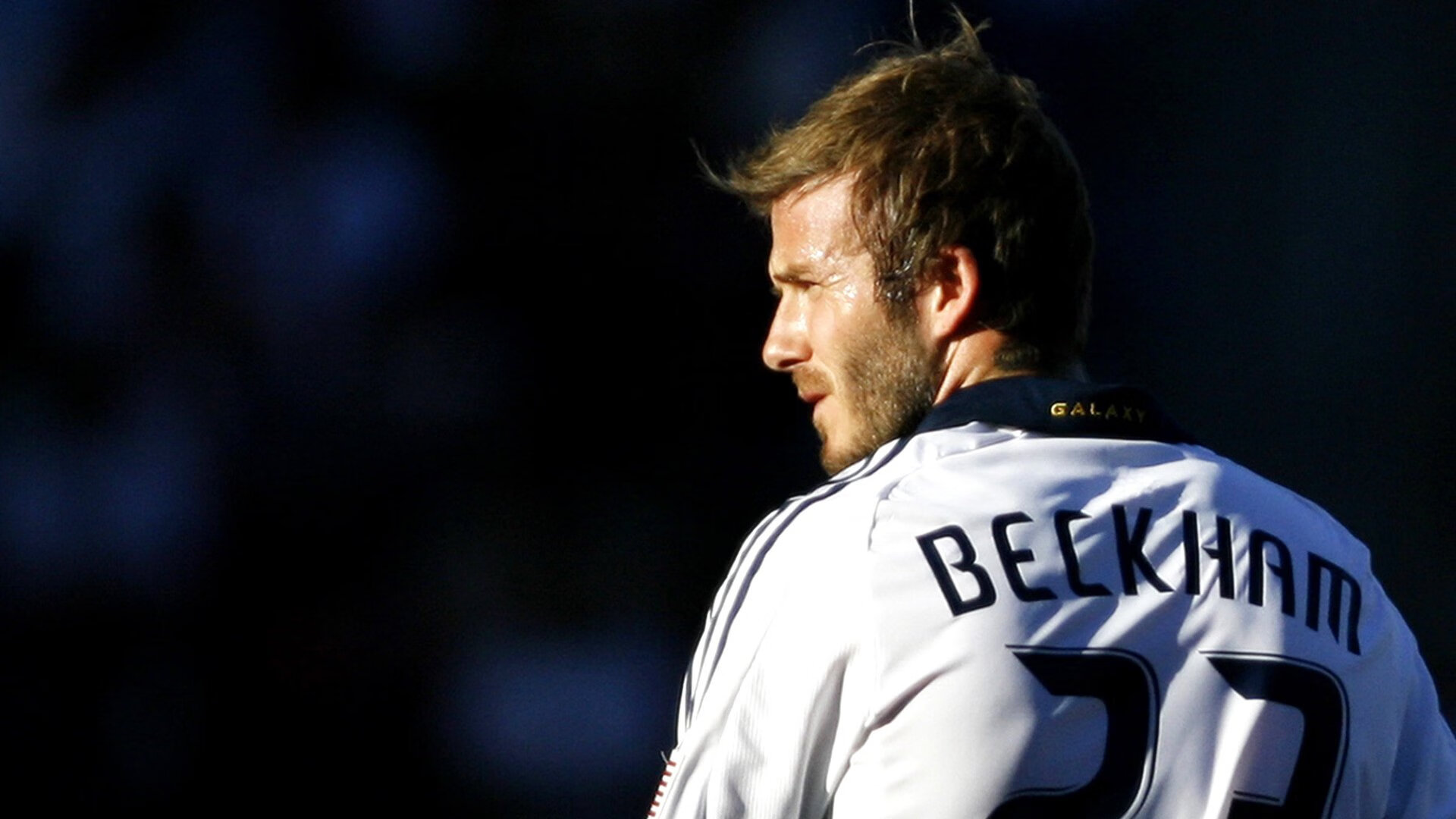 篮网式逆袭与文班亚马的全球接管，淘汰赛的两种传奇叙事