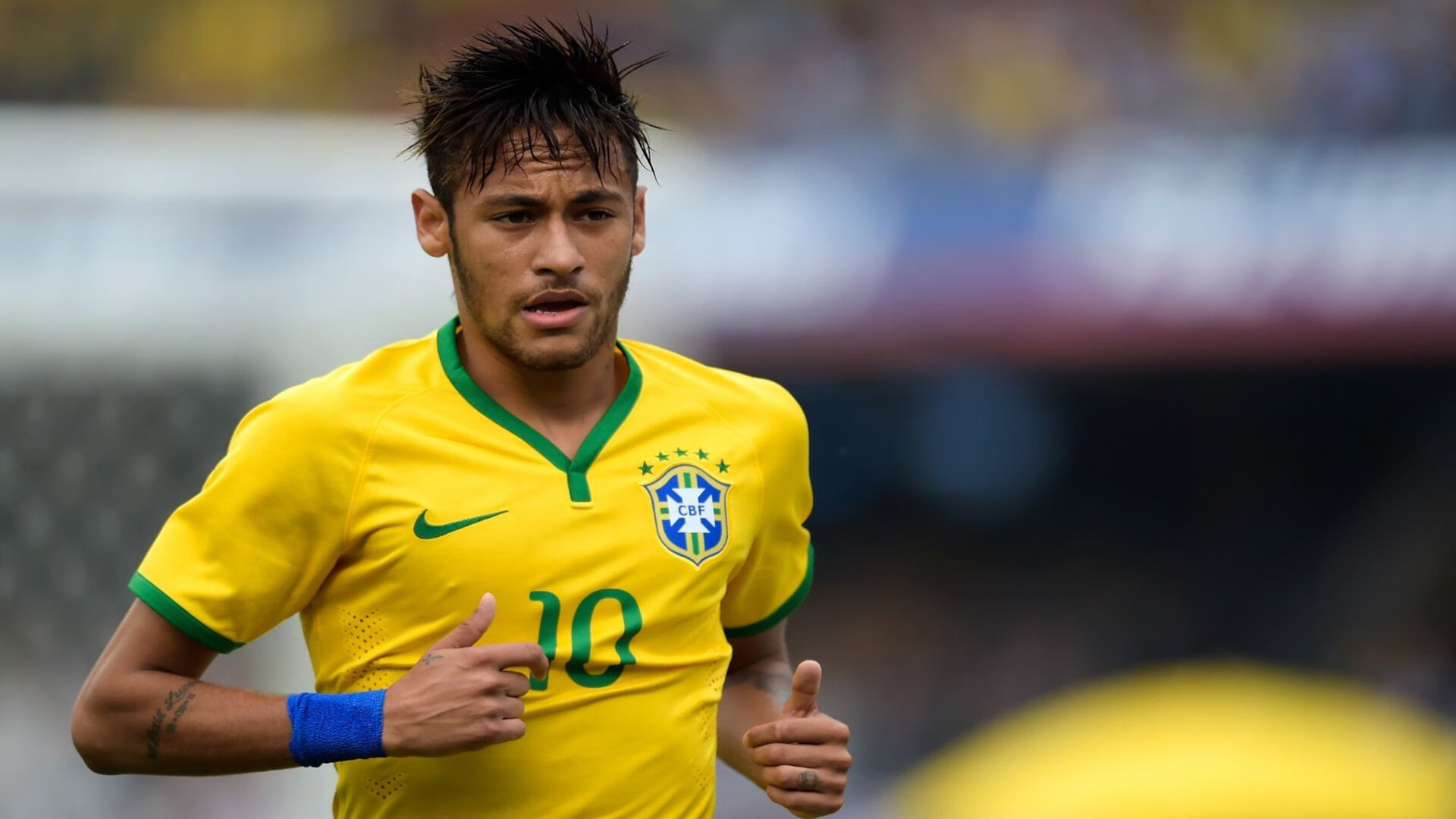 当非洲雄狮咆哮安菲尔德，喀麦隆的一波流如何重塑足球叙事，及凯恩在美加墨世界杯的统治预言